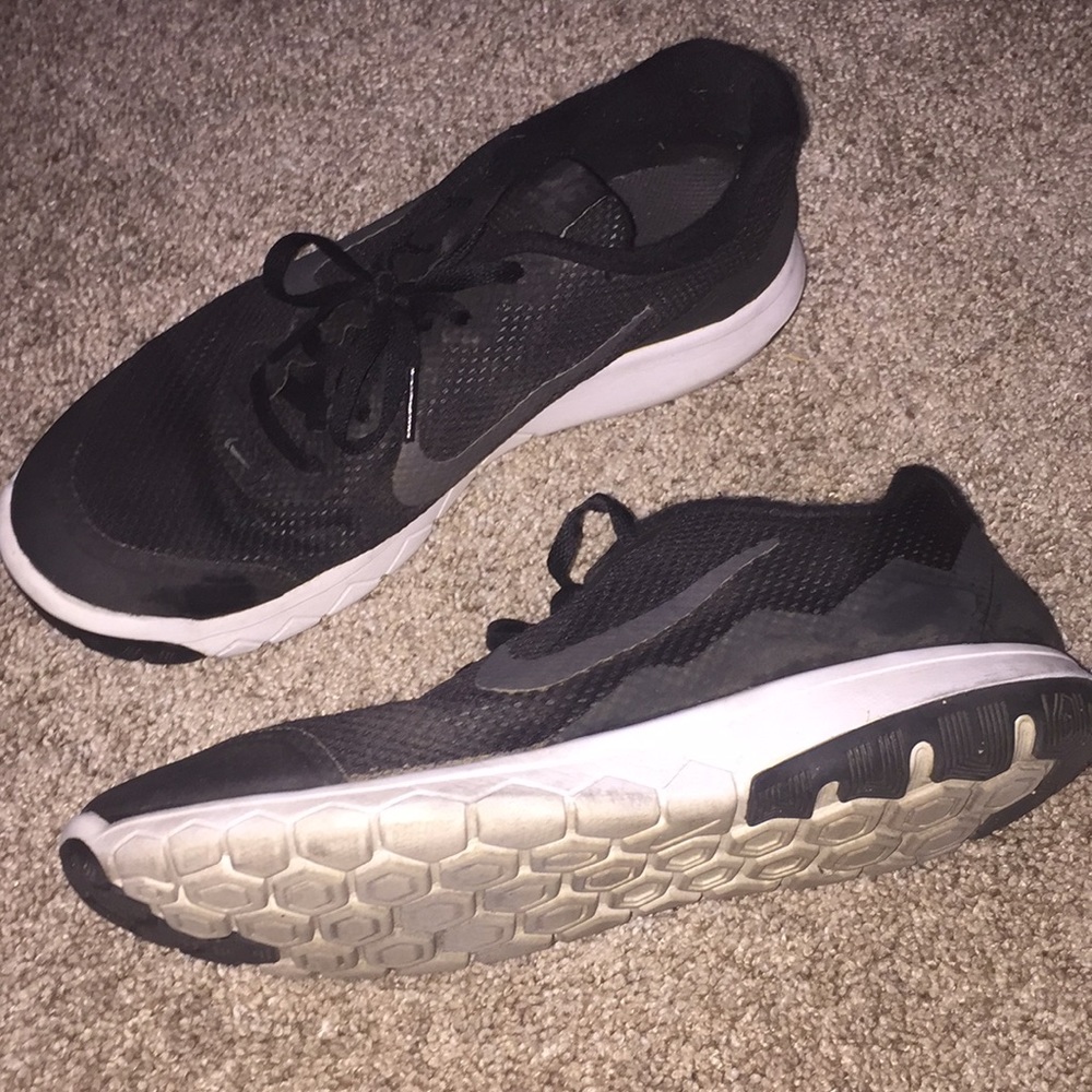Nike Flex Experience RN 4